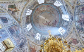 Chrám Svaté Trojice v Podolsku - panoramatická fotografie 360
